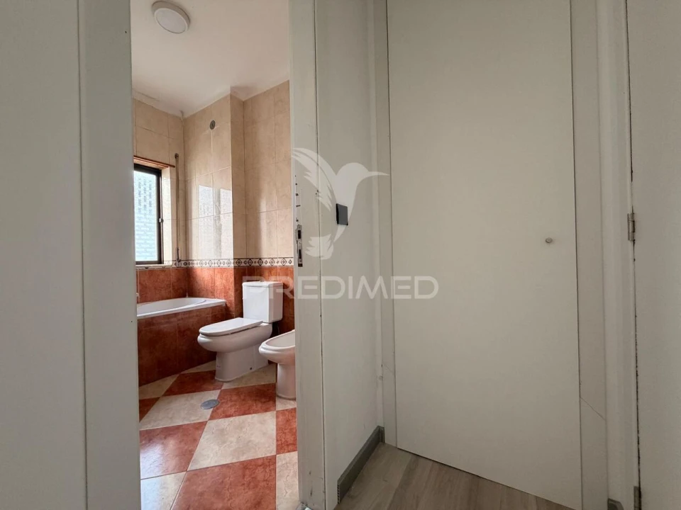 Apartamento T4 para Venda em Setubal (São Sebastião) Foto 34