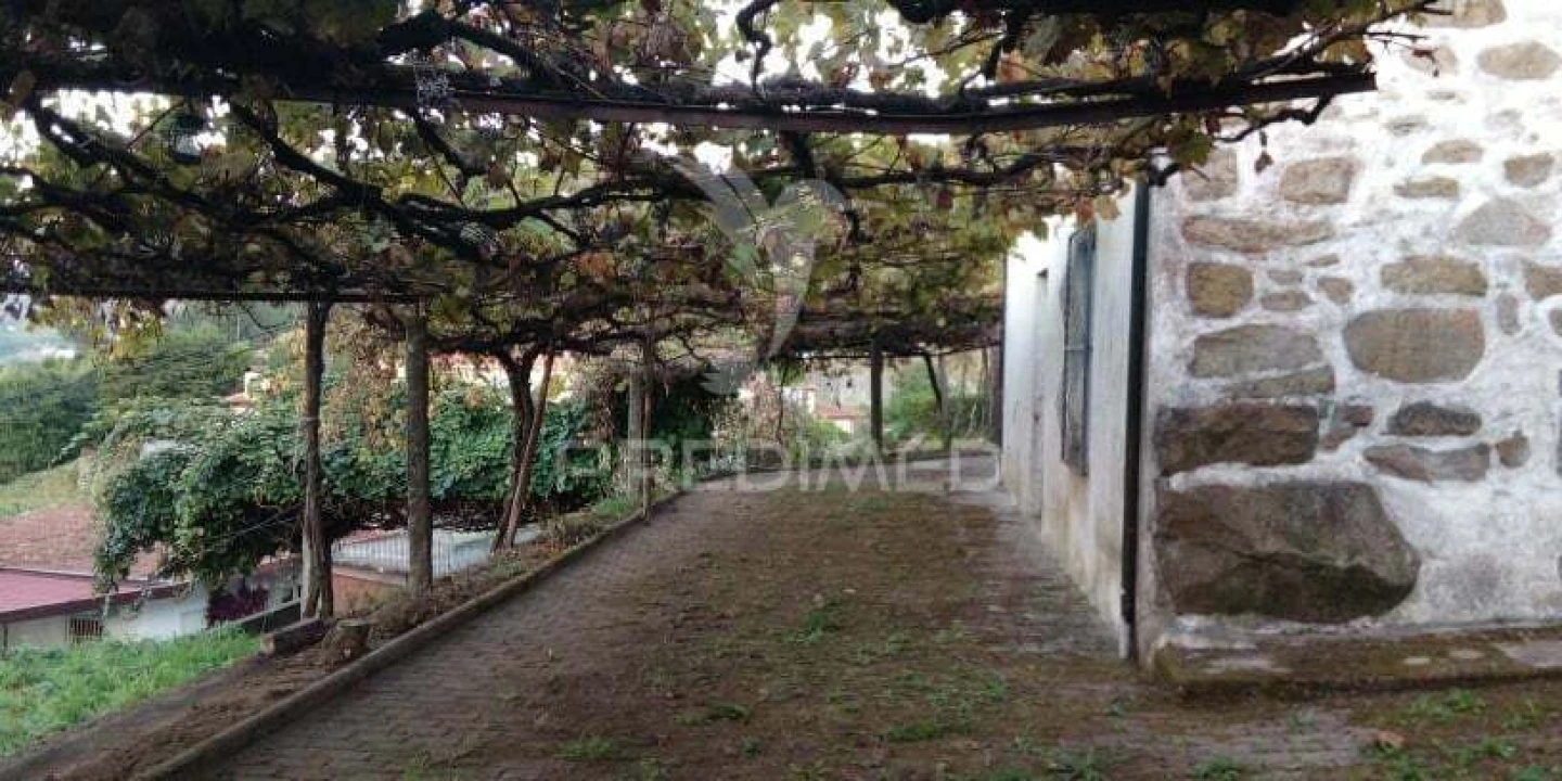 Quinta T3 para Venda em Roriz Foto 3