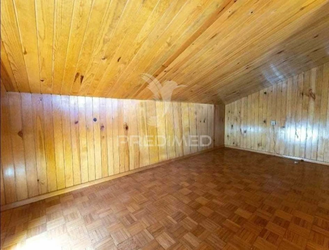 Quinta T3 para Venda em Roriz Foto 8