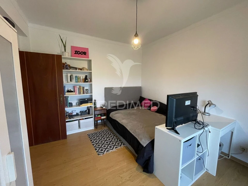 Moradia T4 para Venda em Asseiceira Foto 6