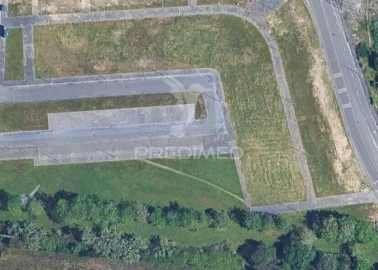 Terreno para Venda em Esgueira