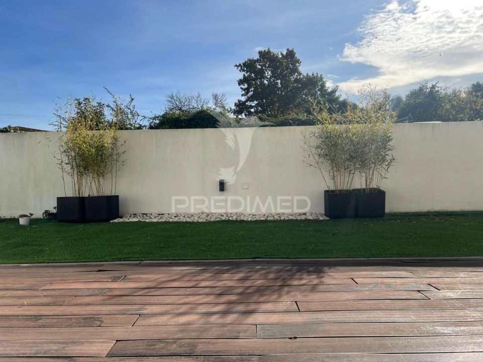 Moradia T4 para Venda em Santo Antonio da Charneca Foto 23