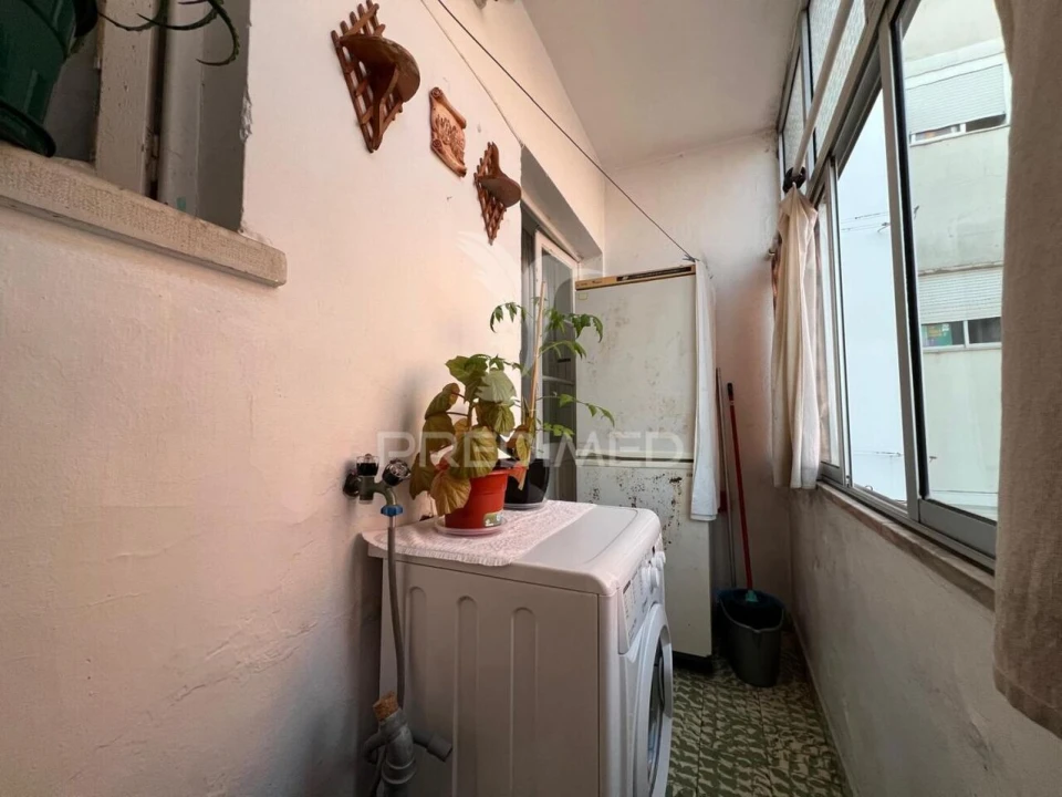 Apartamento T2 para Venda em Palmela Foto 7
