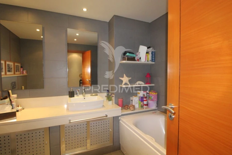 Apartamento T4 para Venda em Alcochete Foto 13