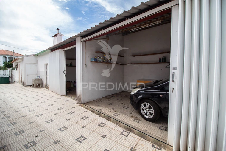 Moradia T4 para Venda em Vimieiro Foto 26