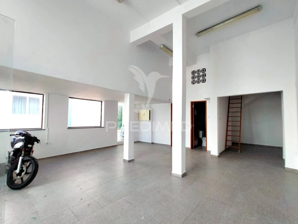 Loja para Venda em Alvor Foto 6