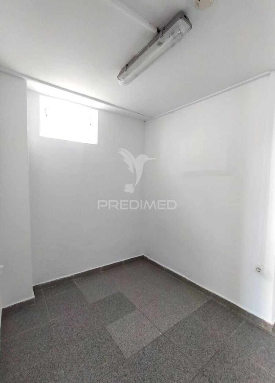 Loja para Venda em Alvor Foto 12