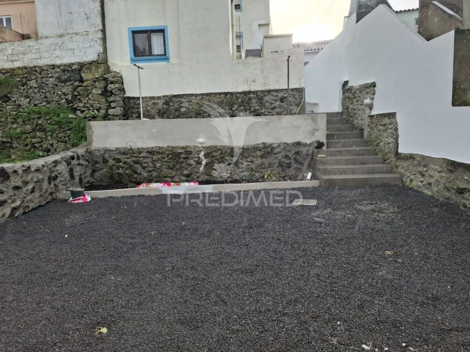 Moradia T2 para Venda em Ribeirinha Foto 15