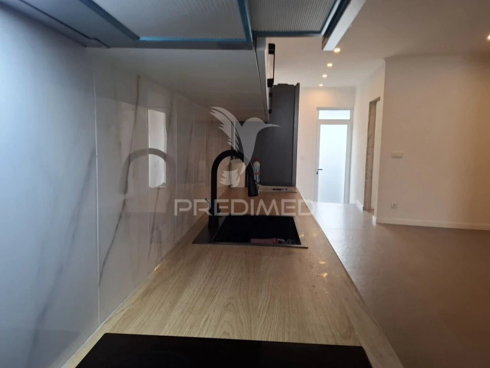 Moradia T2 para Venda em Ribeirinha Foto 12