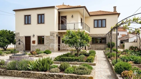 Moradia T6 para Venda em Avis