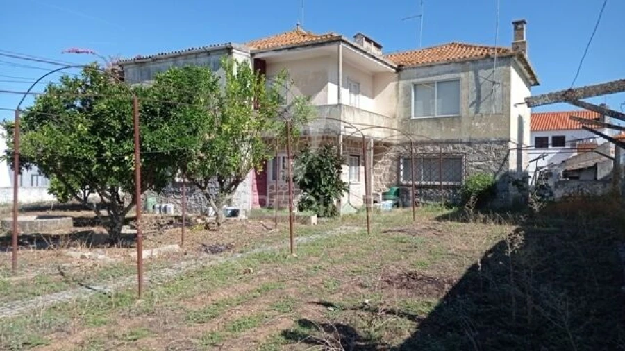 Moradia T6 para Venda em Avis Foto 1