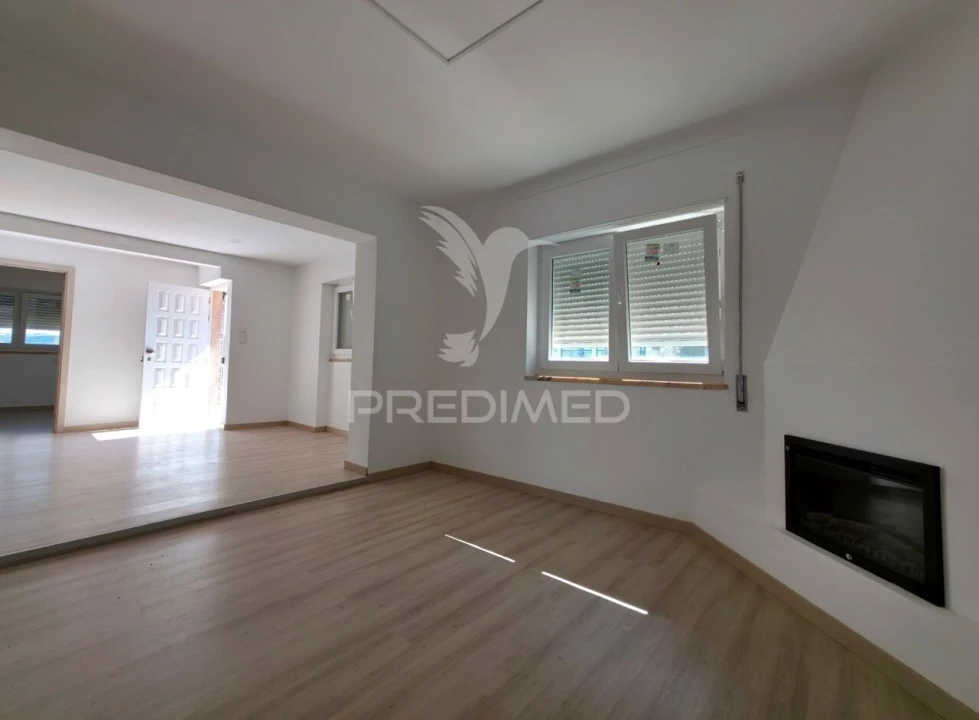 Moradia T3 para Venda em Nossa Senhora do Pópulo, Coto e São Gregório Foto 4