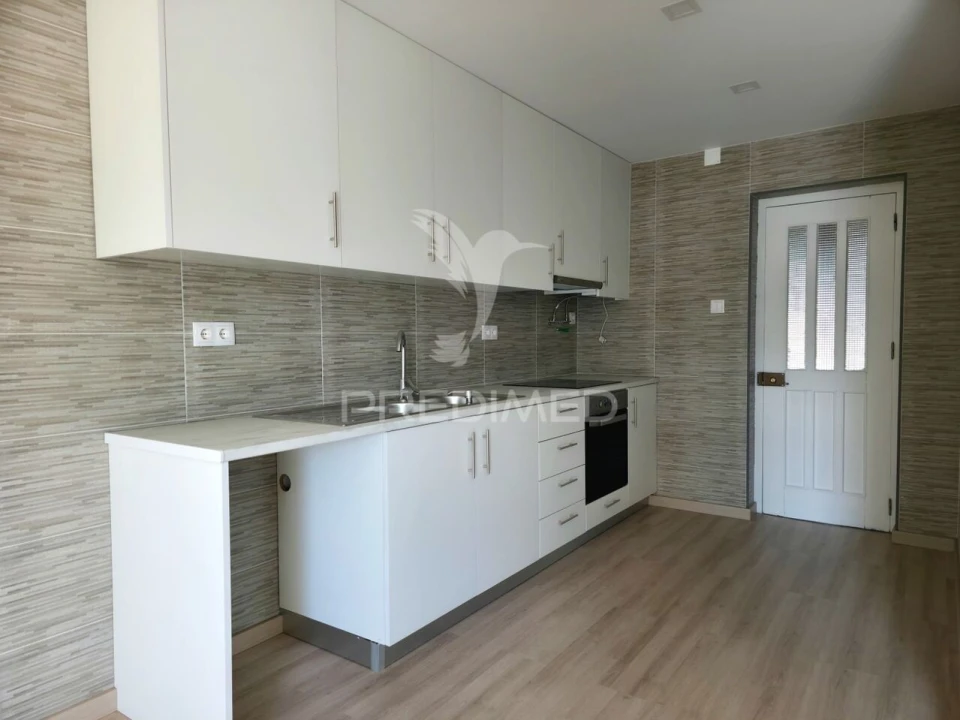 Moradia T3 para Venda em Nossa Senhora do Pópulo, Coto e São Gregório Foto 3