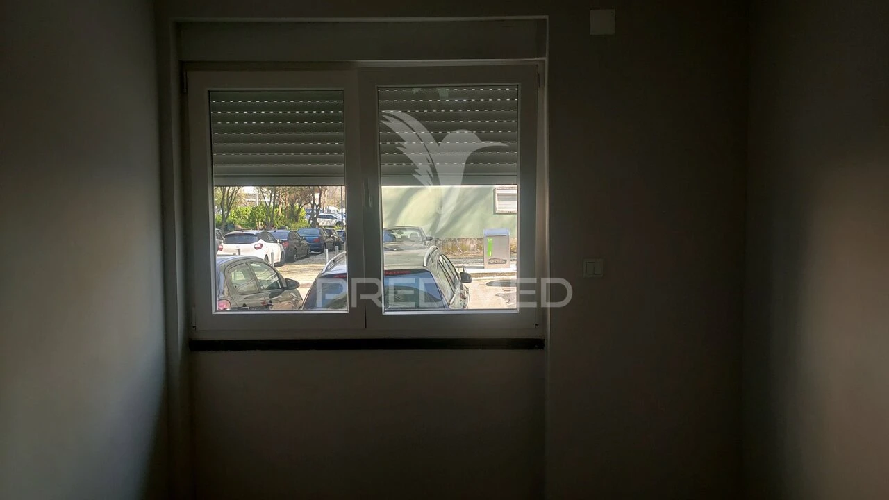 Apartamento T2 para Venda em São Domingos de Benfica Foto 17