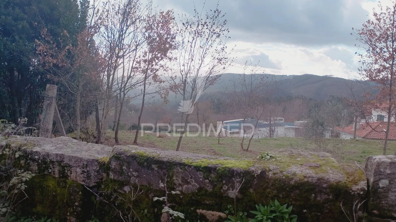 Moradia T3 para Venda em Alvarenga Foto 34