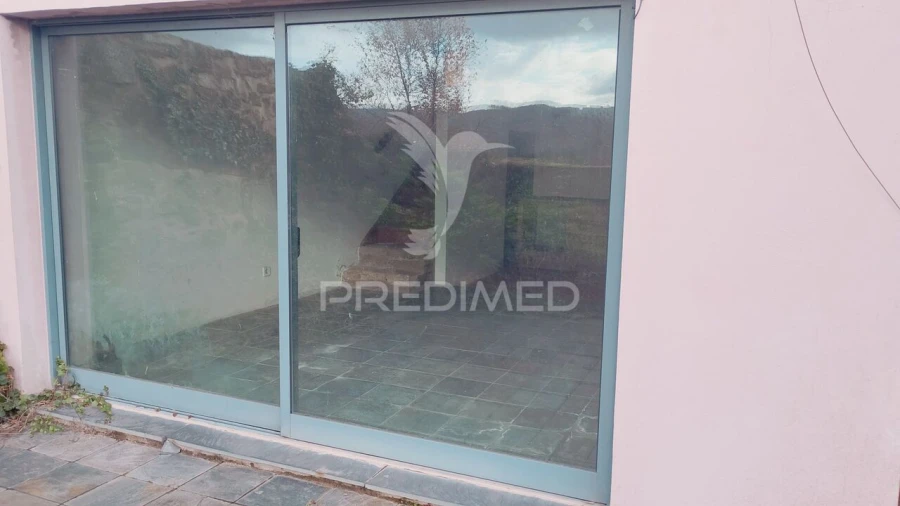 Moradia T3 para Venda em Alvarenga Foto 23