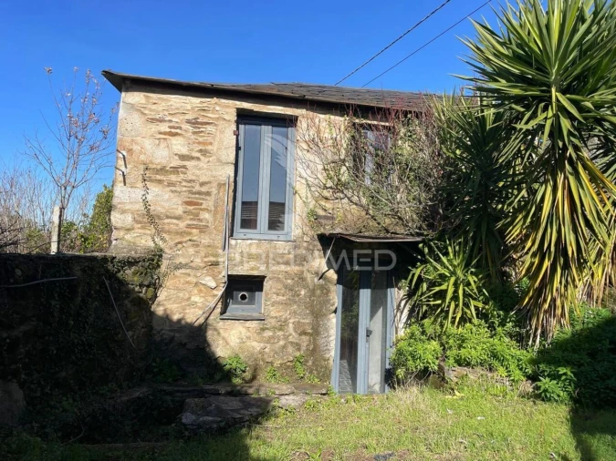 Moradia T3 para Venda em Alvarenga Foto 3