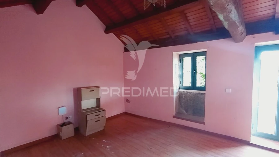 Moradia T3 para Venda em Alvarenga Foto 19