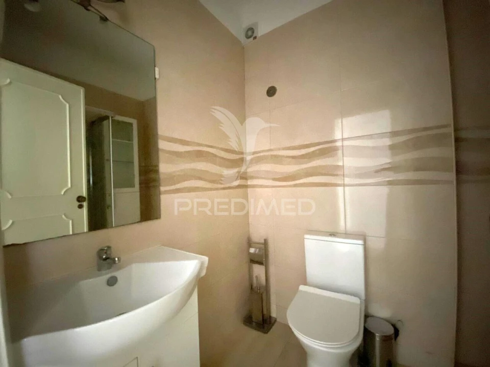 Apartamento T2 para Venda em São Domingos de Benfica Foto 8