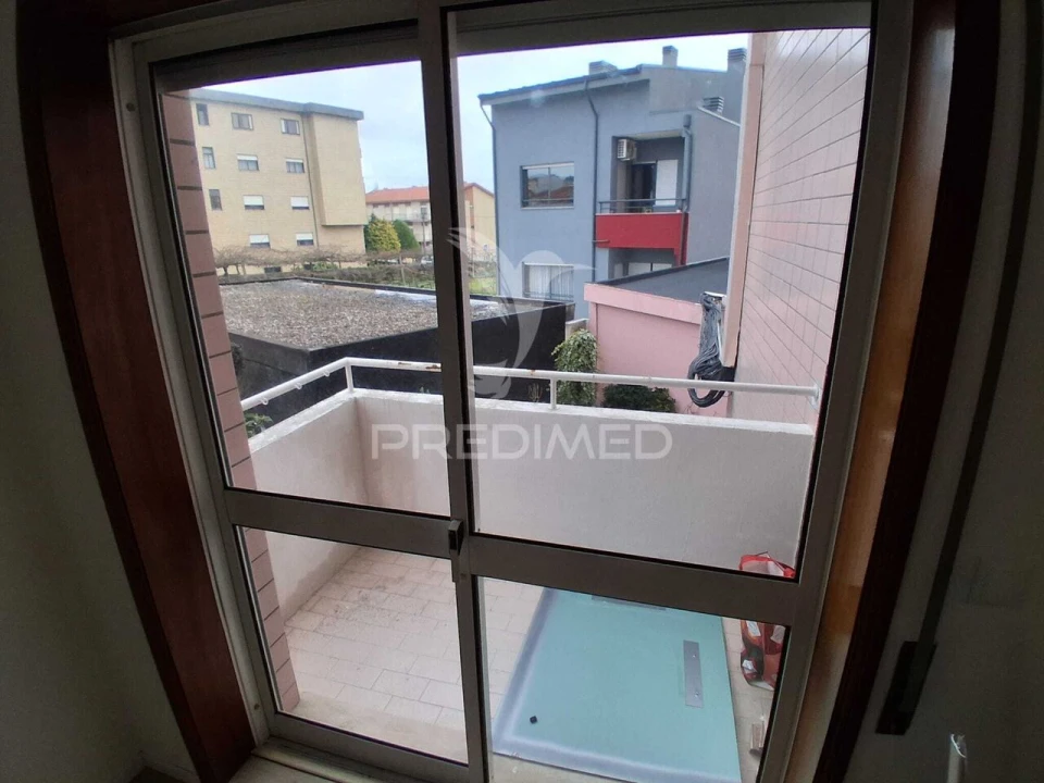 Apartamento T2 para Venda em Rio Tinto Foto 26