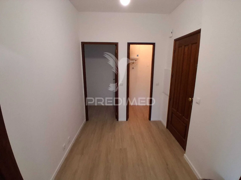 Apartamento T2 para Venda em Rio Tinto Foto 17