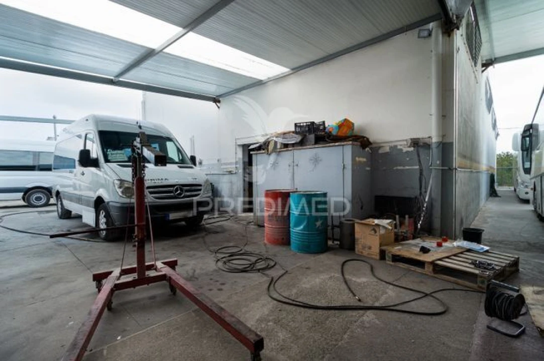 Armazém para Venda em Fernao Ferro Foto 25