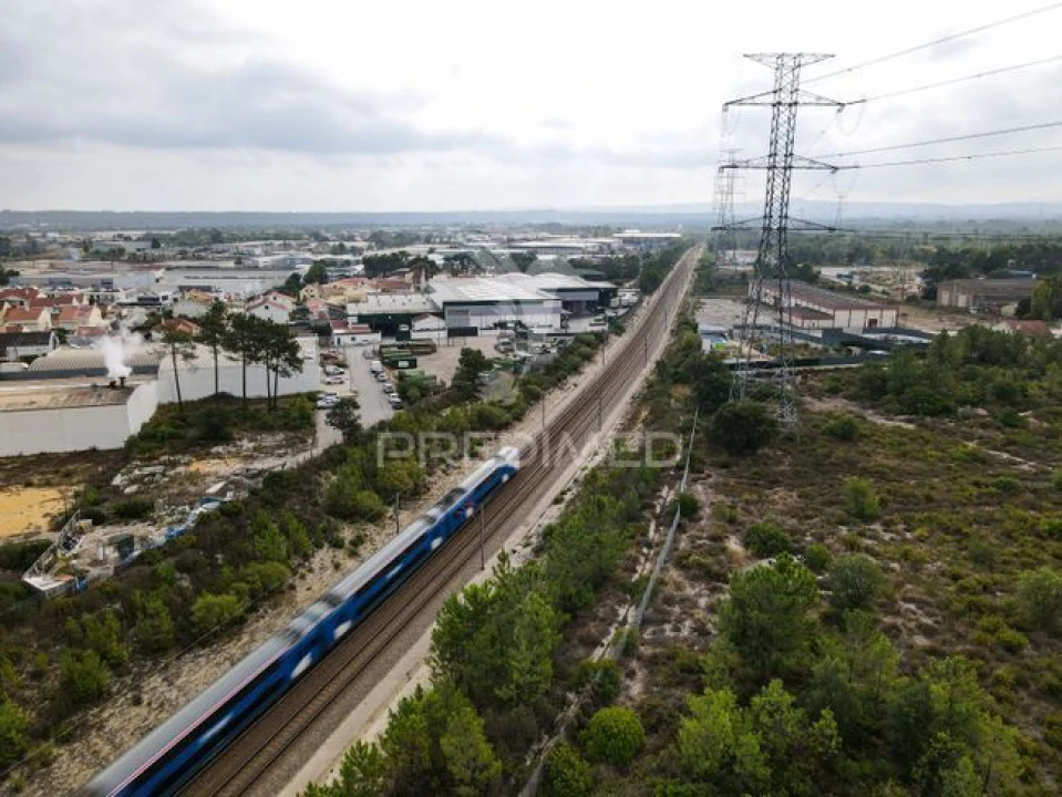 Armazém para Venda em Fernao Ferro Foto 28