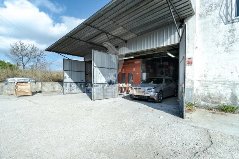 Armazém para Venda em Fernao Ferro Foto 13