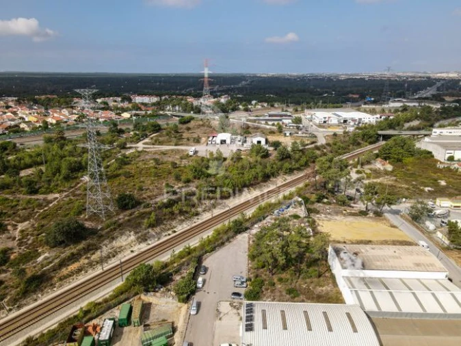 Armazém para Venda em Fernao Ferro Foto 32