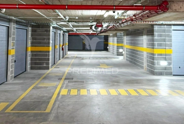 Garagem para Venda em Portimão Foto 7