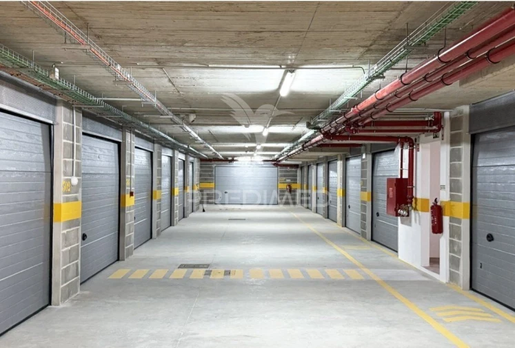 Garagem para Venda em Portimão Foto 16