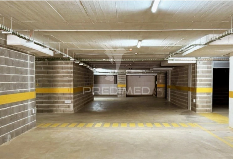 Garagem para Venda em Portimão Foto 17