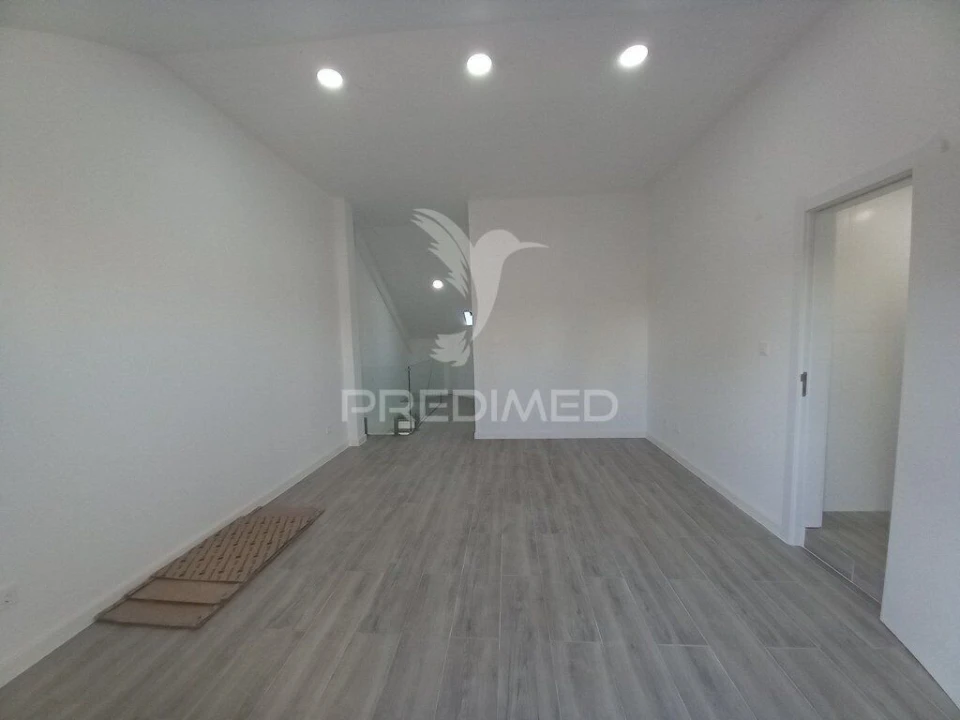 Apartamento T3 para Venda em Costa da Caparica Foto 21