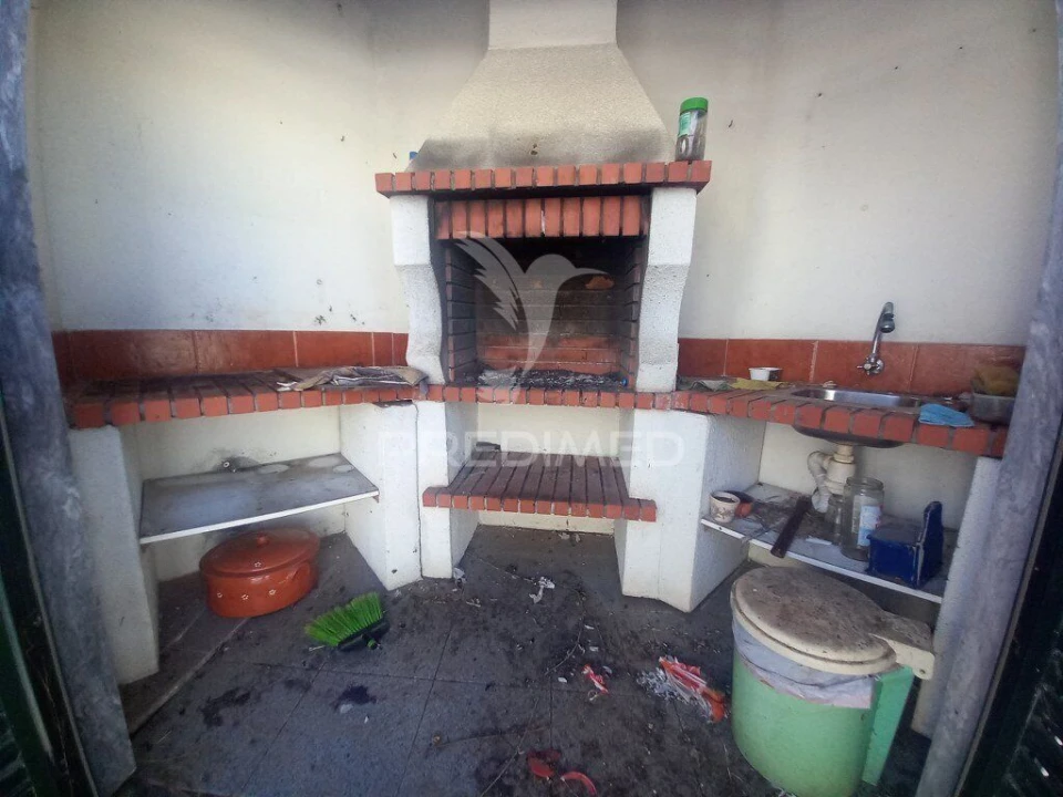 Moradia T4 para Venda em Santo Isidoro Foto 30