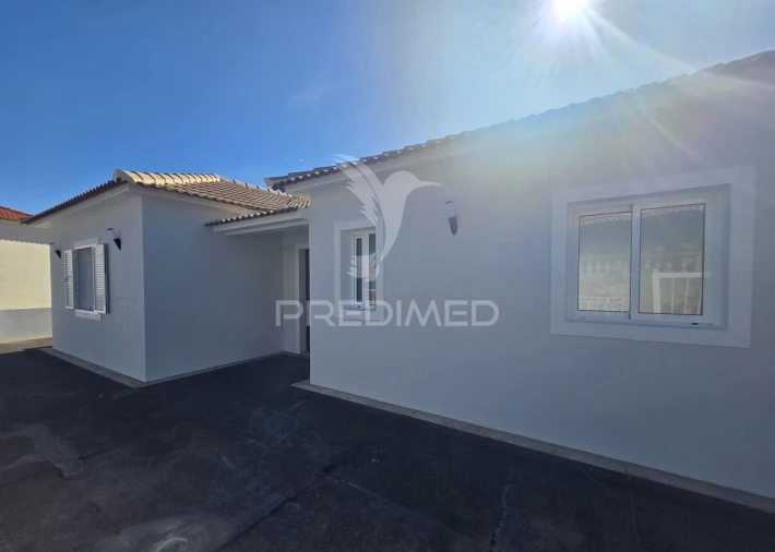 Moradia T3 para Venda em Santa Cruz Foto 40