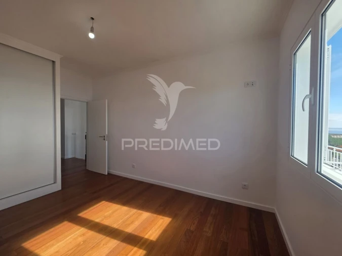 Moradia T3 para Venda em Santa Cruz Foto 25