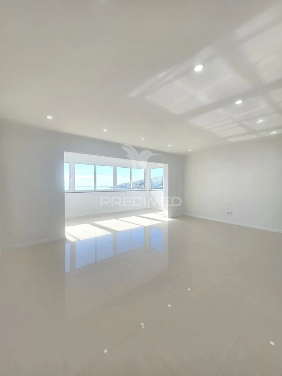 Moradia T3 para Venda em Santa Cruz Foto 6