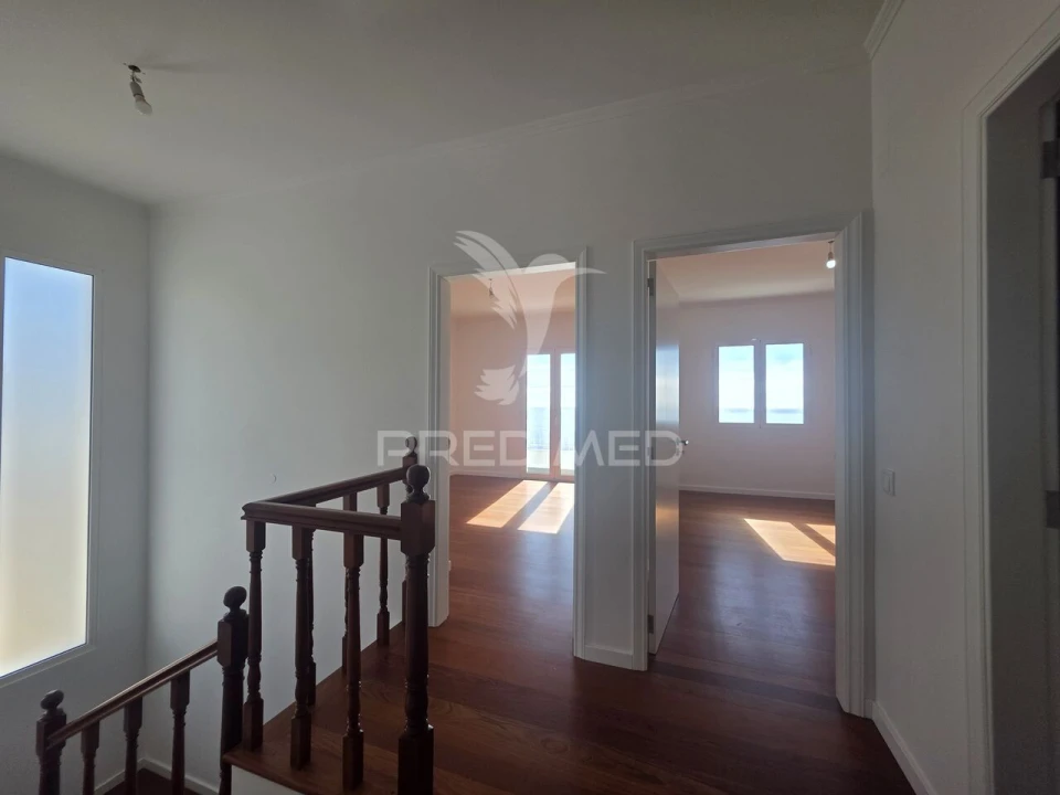 Moradia T3 para Venda em Santa Cruz Foto 19