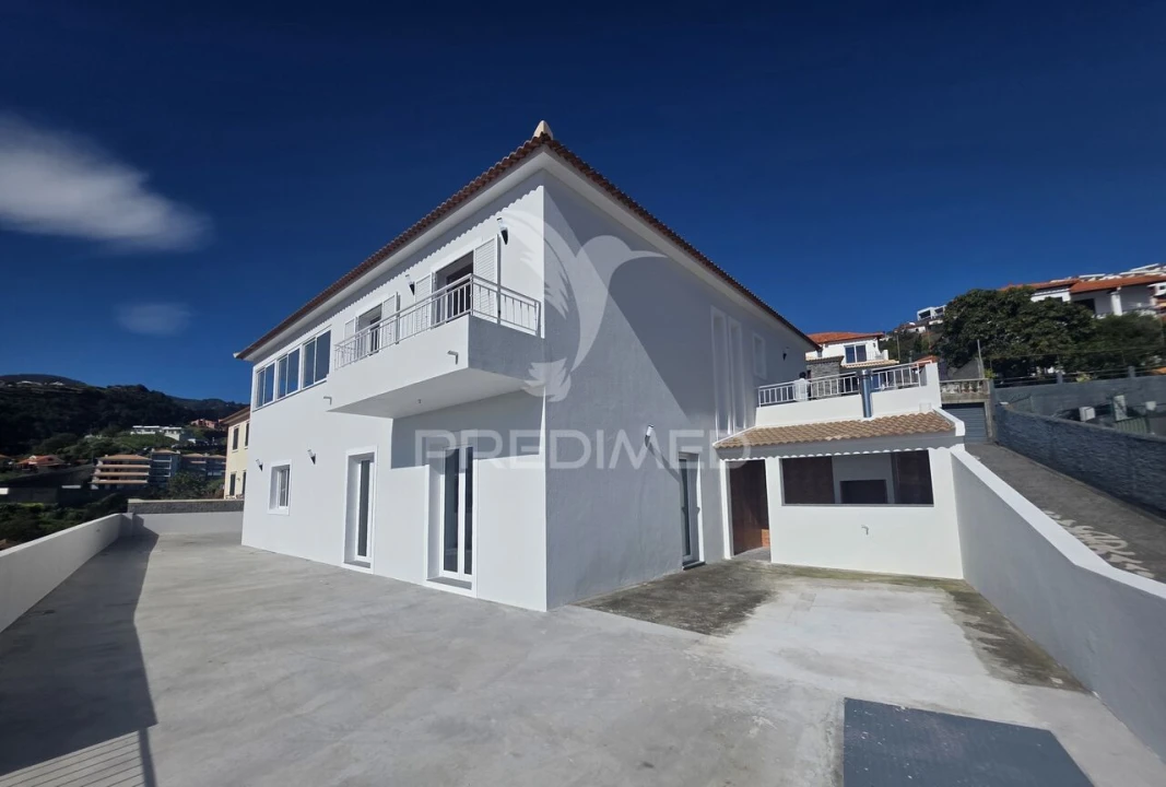 Moradia T3 para Venda em Santa Cruz Foto 34