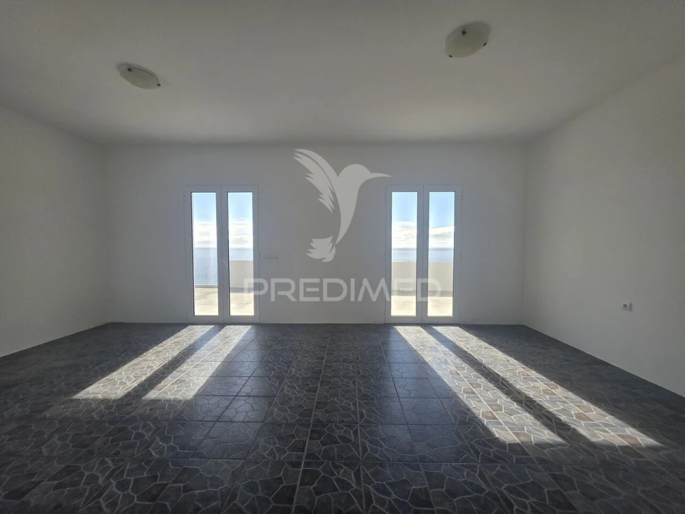 Moradia T3 para Venda em Santa Cruz Foto 30