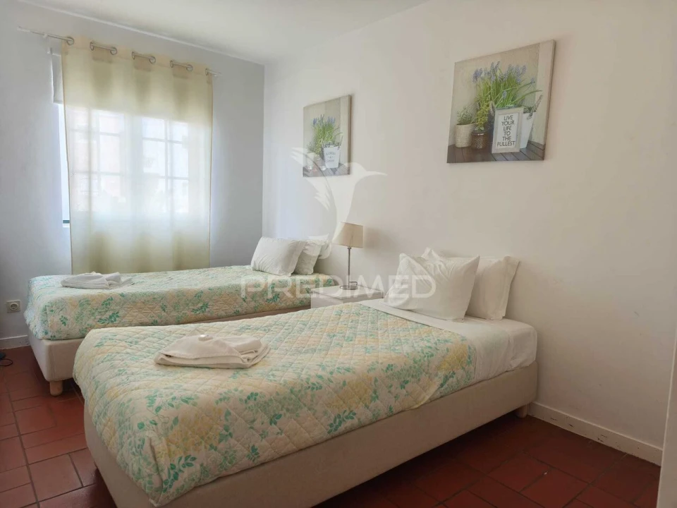 Apartamento T2 para Venda em Quarteira Foto 23