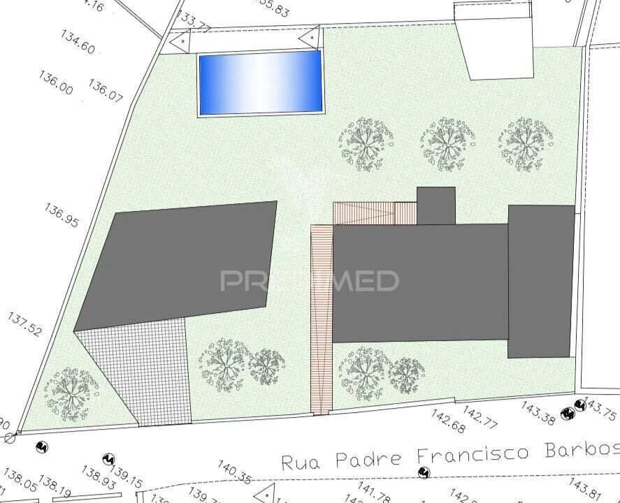 Moradia T4 para Venda em Serzedelo Foto 15