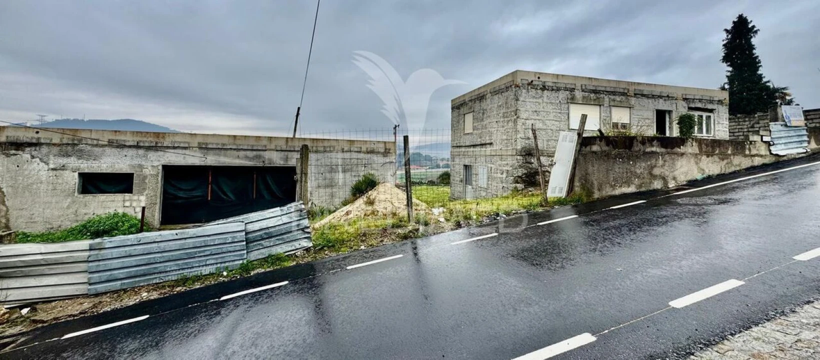 Moradia T4 para Venda em Serzedelo Foto 28