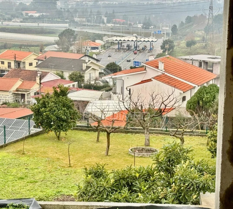 Moradia T4 para Venda em Serzedelo Foto 21