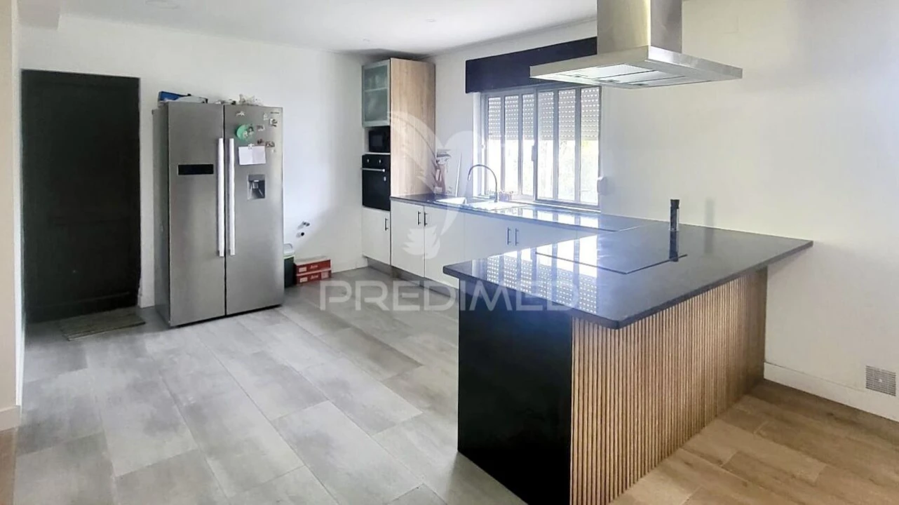 Moradia T3 para Venda em Alhos Vedros Foto 7