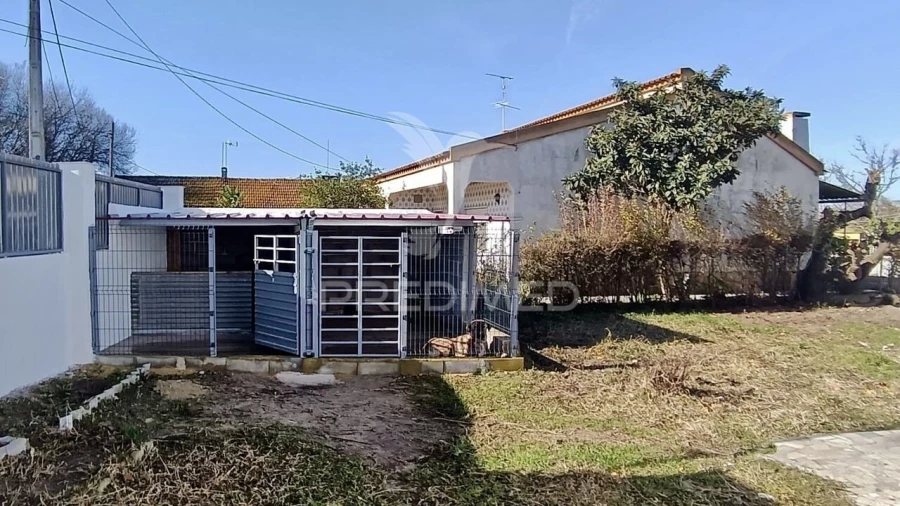 Moradia T3 para Venda em Alhos Vedros Foto 22