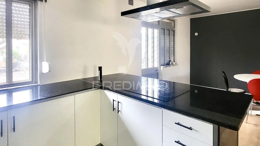 Moradia T3 para Venda em Alhos Vedros Foto 8