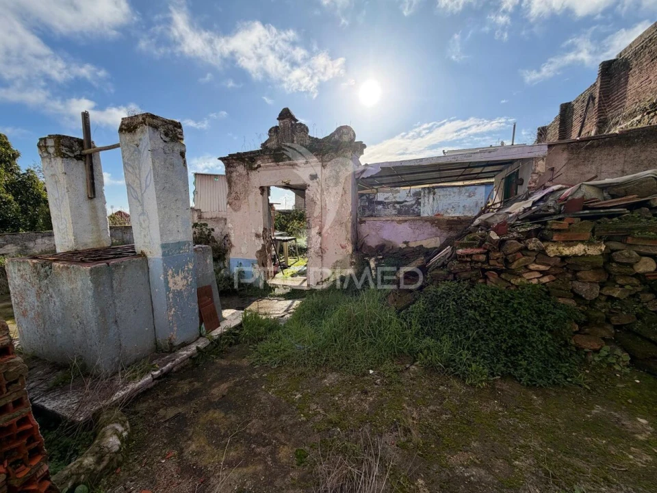 Prédio para Venda em Caia, São Pedro e Alcáçova Foto 23