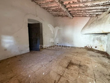 Prédio para Venda em Caia, São Pedro e Alcáçova