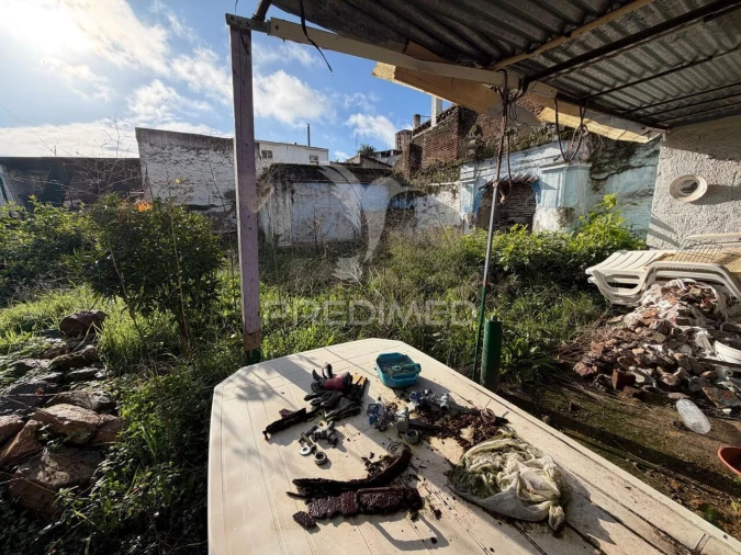 Prédio para Venda em Caia, São Pedro e Alcáçova Foto 26